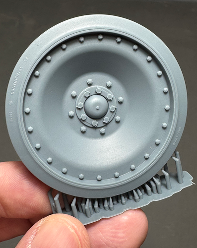 16277 1:16 Panther / Jagdpanther Corrected Roadwheels - Picture 10 of 10