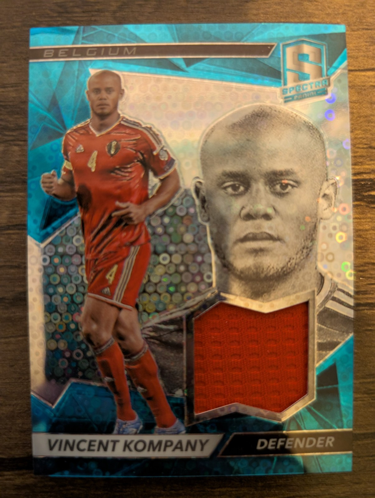 VINCENT KOMPANY 2016-17 Panini Spectra Soccer Blue Prizm RELIC /75 Card PWE
