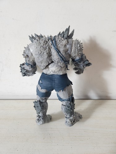 McFarlane DC Multiverse Batman Earth 1 Devastator Doomsday Loose Figure Poseable - Picture 2 of 6