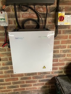 giv energy battery 5.2 Kwh.Works well.2 years old