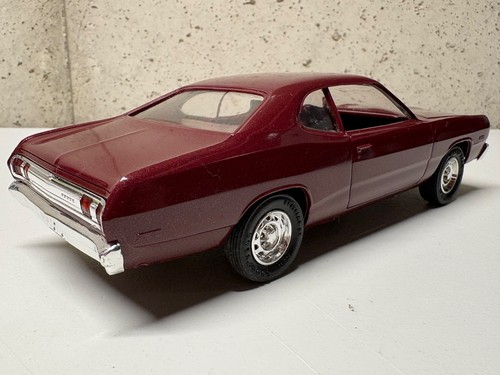1975 Dodge Dart Color Burgundy Dealer PROMO 1/25 Excellent Condition! - Picture 8 of 10