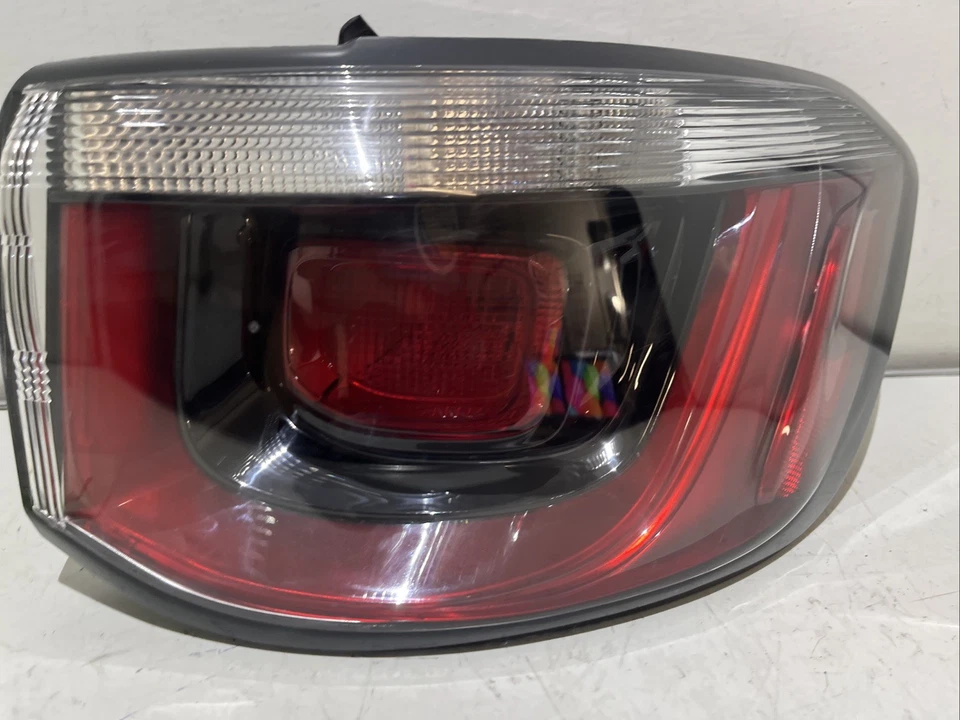 Jeep Compass 2017-2021 cuarto panel luz trasera pasajero derecho OEM 0357 Foto 3 de 4