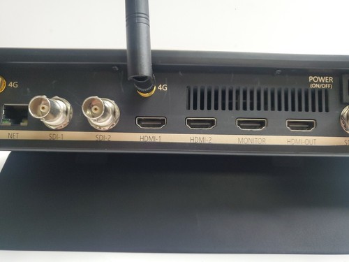 Hollyland NSCaster-X1 Integrate SDI/HDMI Video Switcher with 11.6" Touchscreen - Picture 8 of 18