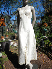 VINTAGE WONDER MAID WOMEN'S LONG FULL OFF WHITE POLYESTER/NYLON LONG SLIP SZ 34