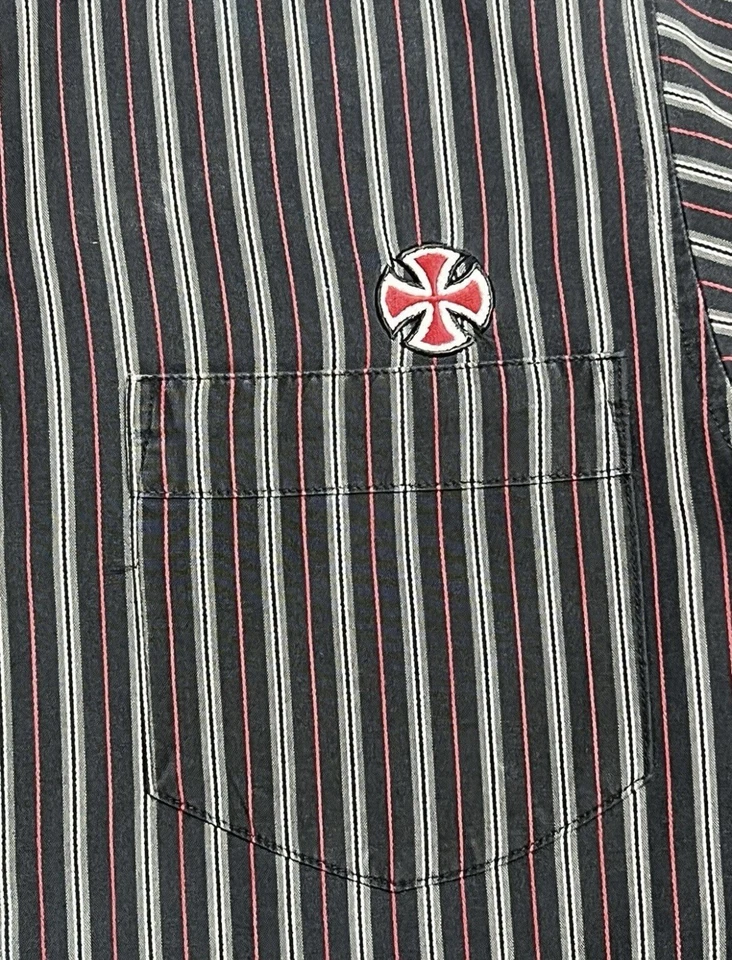 Camisa independiente vintage Foto 3 de 4