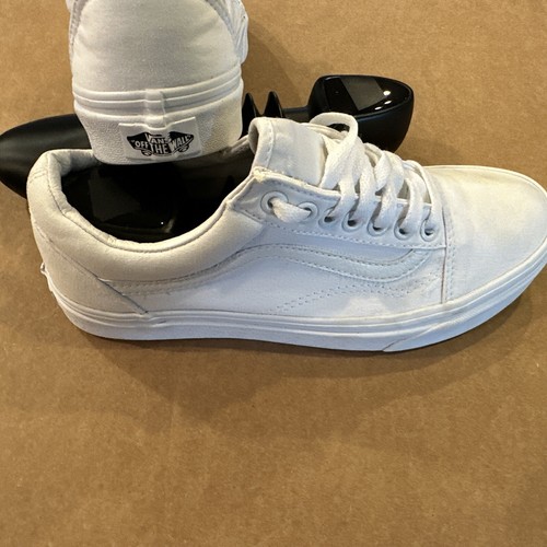 Vans Lace Up Triple White Gray Bottoms M6.5 Wmns 8.0 - Picture 2 of 16