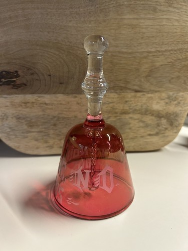 Vintage Cranberry Glas Souvenir Wyndmere North Dakota Centennial Bell 1885 - 1985 - Bild 4 von 7