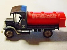 Lledo Chevron Diecast Standard Oil Tank Truck No. 10 1:64 Scale England #13556
