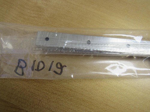 Riel lineal NSK con rodamientos de rodillos PU150 15 mm x 500 mm PU150500ALK2BPN1 - Imagen 5 de 7
