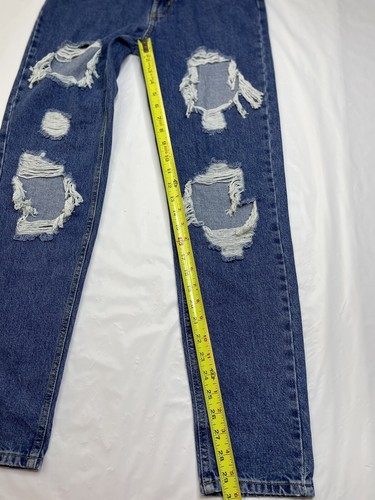 Urban Outfitters BDG Mom Jeans Women's High Rise Med Wash Tapered Size 26 - Picture 5 of 9