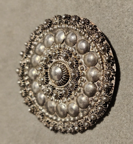 GREECE STERLING SILVER 925 BROOCH PIN ROUND FLORAL DESIGN 5.6g CANNETILLE ESTATE - Picture 3 of 10