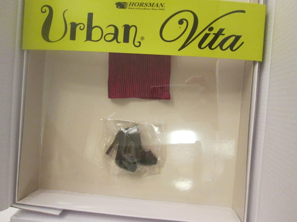 Traje Jesia NRFB Horsman 16" Muñeca Urbana Vita Ysla Zhonti Zapatos de Vestir Joyería  Foto 3 de 3