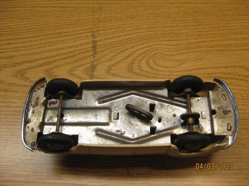 1949  PLYMOUTH 1/25 SCALE PLASTIC WIND-UP/PROMO IN LIGHT TAN - Picture 12 of 12