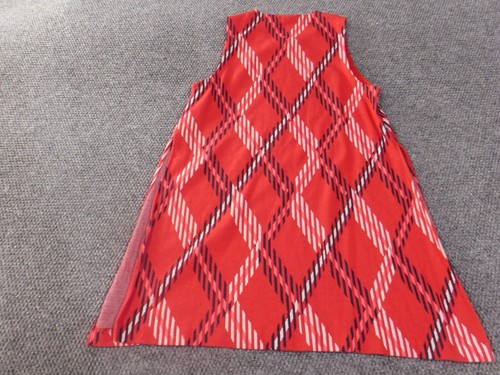 Crown & Ivy top Medium sleeveless red plaid pullover womens slit knit stretch - Picture 11 of 14