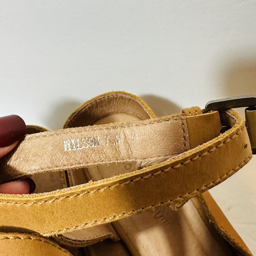 Chocolate Blu Leather Strappy Wedges 7.5 Wilson Heels $165 Retail - Picture 6 of 10