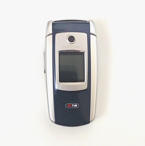 Samsung M300 GSM Unlocked Samsungs Wolds Smallest CELL PHONE FOR COLLECTION. - Picture 1 of 10