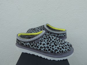 ugg tasman leopard