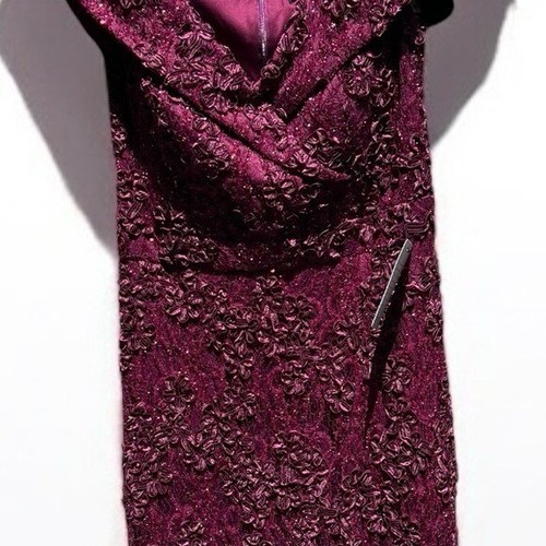 🌻NEU mit Etikett Xscape Jill weinrotfarben schulterfreies langes Spitzenkleid Größe 4 319 $ - Bild 6 von 12
