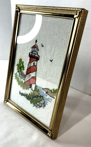 Handcrafted Cross Stitch Lighthouse Vintage Brass 5 x 7 Photo Picture Frame - Picture 2 of 14