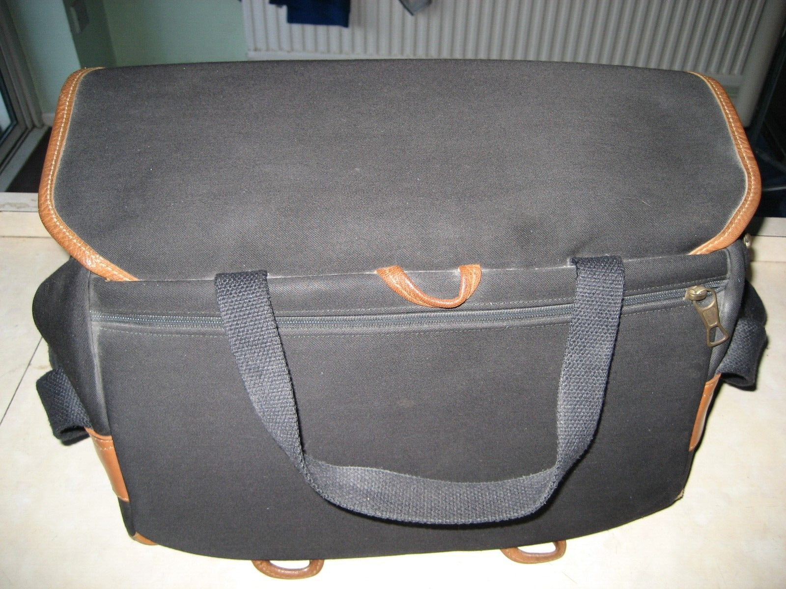 Picture 7 of 9