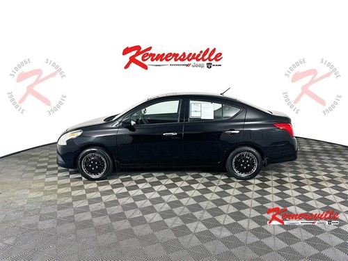 2016 Nissan Versa 1.6 S FWD 4dr Sedan Backup Camera Bluetooth - Picture 4 of 12
