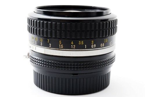 【¡Como nuevo!】 Lente estándar Nikon Ai Nikkor 50 mm f/ 1,4 MF con capucha HS-9 485899 - Imagen 11 de 12
