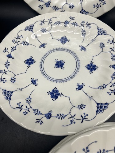 Churchill Finlandia Swirl Rim 10" Dinner Plates Made in England Set of 4 - Picture 5 of 12