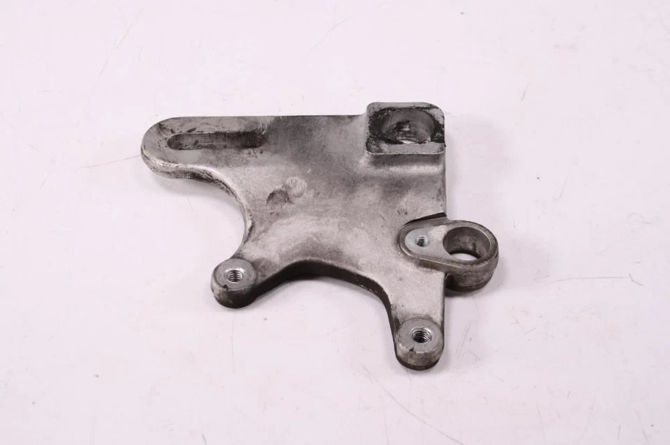 08 Soporte de montaje de pinza de freno trasero Ducati Monster 695 TRSH DV Foto 3 de 4