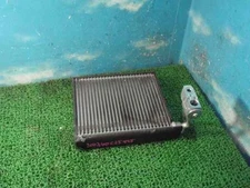 C25 Nissan Serena Evaporator 310340JJ 27281-EN000