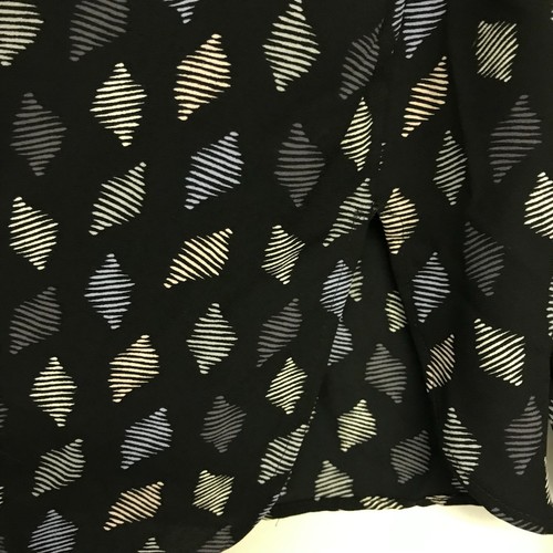 Blusa túnica Anne Klein mediana manga larga cuello en V negra geométrica pulóver transparente - Imagen 7 de 10