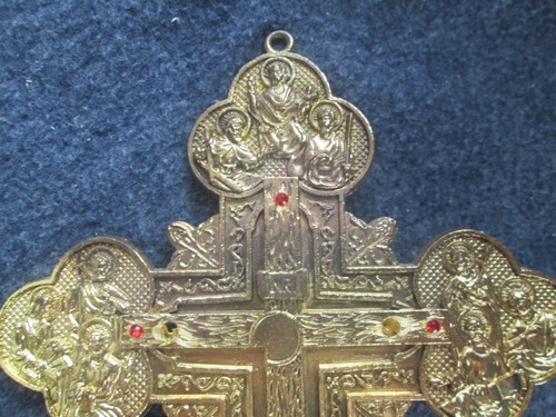 Vintage Small ~8" Metal Ornate Gold Tone Standing Altar Cross w/INRS Banner - Picture 5 of 6