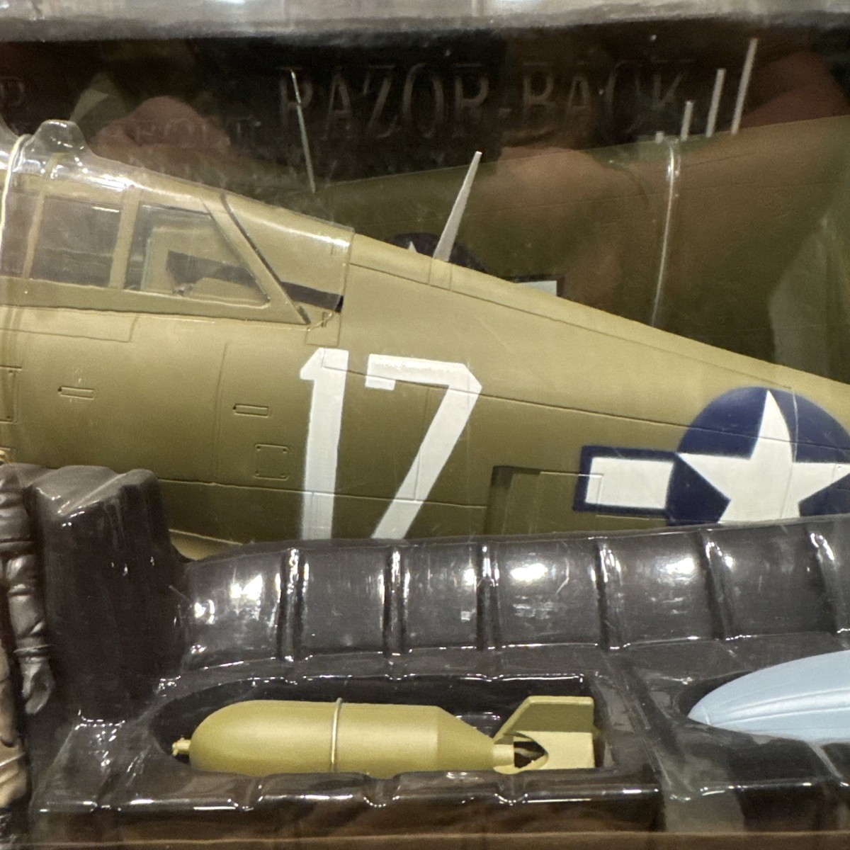 21st Century Toys 1/18 P-47D Military Airplane Kit