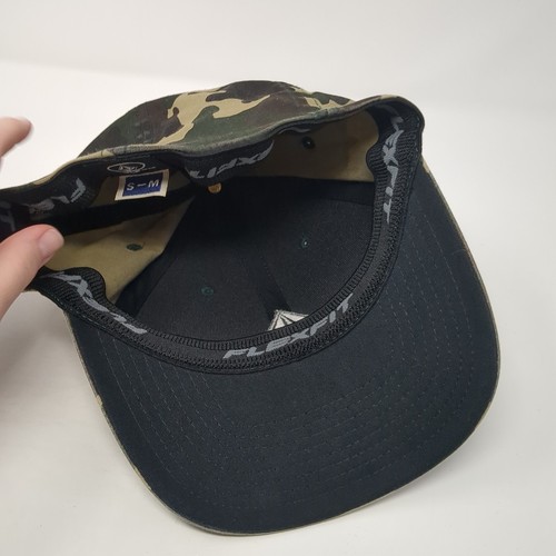 Volcom Fitted Baseball Cap Multicolor M Embroidered CamoLightweight Flexfit - Picture 7 of 9