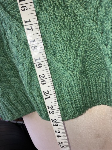 Kilrona Strick 100% grün Schal Pinch Cape Halstuch Fischer Zopfmuster Grobstrick - Bild 8 von 9