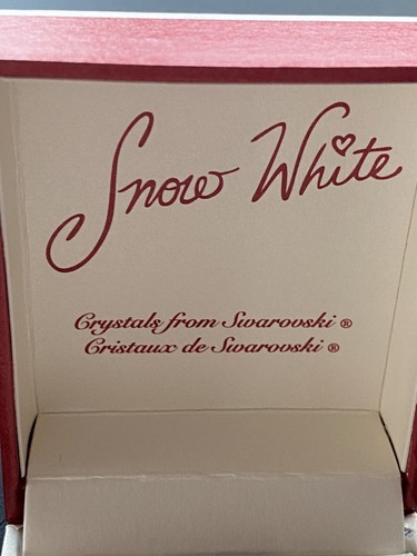 swarovski disney Snow White necklace and earrings set - Picture 6 of 7