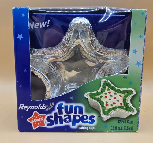 Reynolds 12 Foil STAR FUN SHAPES Baking Cups 3.5oz, Cookies, Jello, Cakes, NEW - Picture 2 of 7