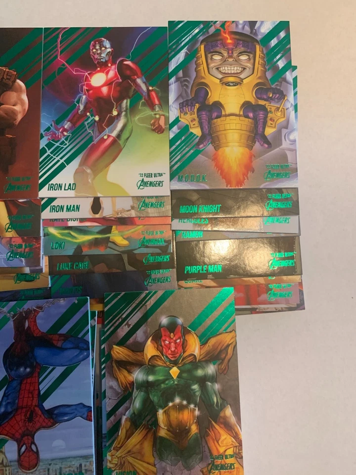 Juego base parcial 68 cartas lámina verde Marvel Fleer Ultra Avengers 2022 cubierta superior Foto 3 de 4