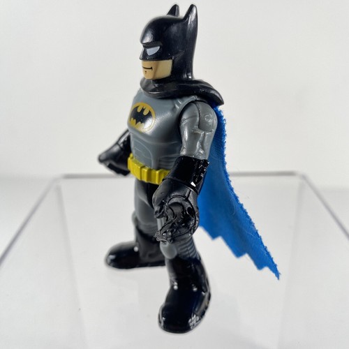 Fisher-Price Imaginext DC Super Friends Classic blau grau Batman 3 Zoll - Bild 2 von 5