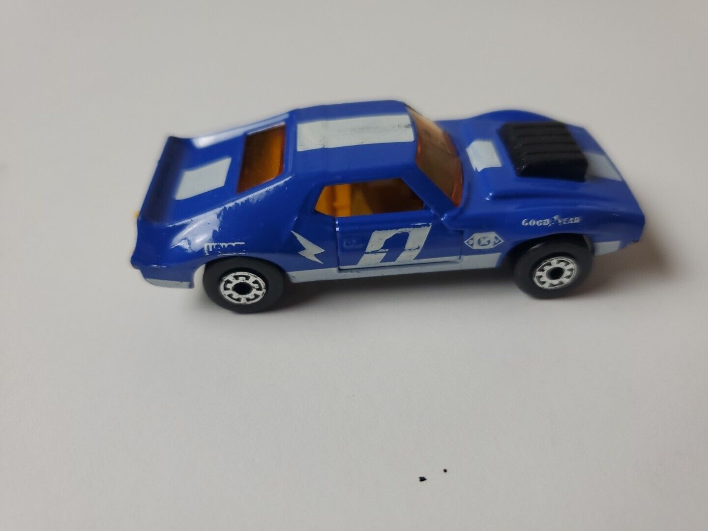 Picture 2 of 6