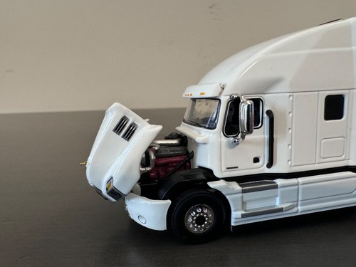 1/64 DCP/First Gear Mack Anthem Sleeper- White - Picture 4 of 12