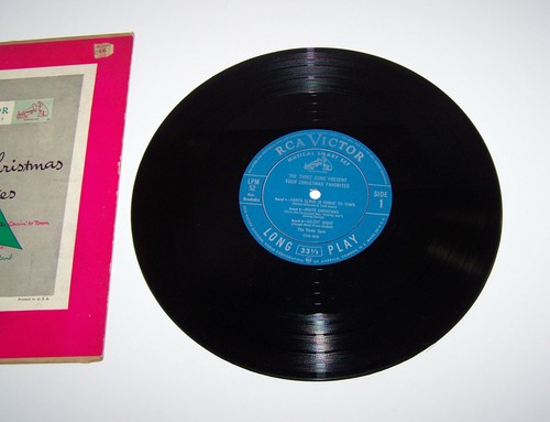 THE THREE SUNS, Present Your Christmas Favorites, 33-1/3 LP RCA Victor LPM 52 - Picture 3 of 10