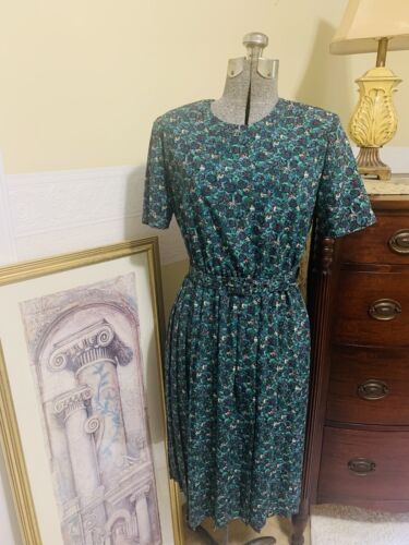 Short Sleeve Micro Floral Print Forest Green Belted Cottagecore MIDI Dress Sz 6
