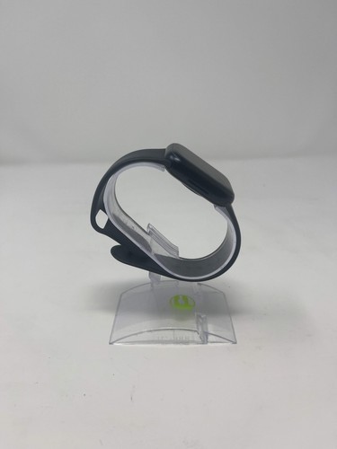 GPS Only Apple Watch Series 8 41MM Black Aluminum Black Sport Band A2770 - Picture 3 of 5