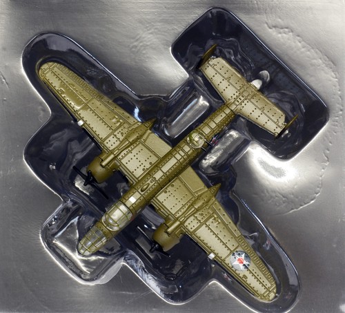 AF1 USAF B-25 B25 Mitchell Bomber 1/200 Diecast Plane / Model Aircraft