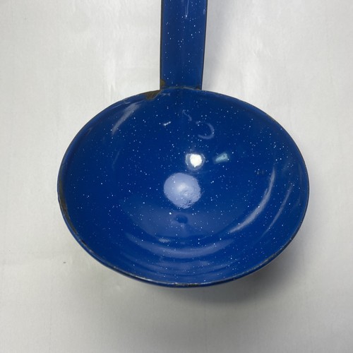 Vintage Enamelware Large Ladle Dipper Graniteware Speckled Blue 12 Inch - Picture 4 of 9