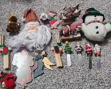 Christmas Junk Drawer Lot Holiday Cheese Spread Set Ornaments Santa Face Greenbr