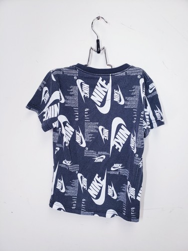 The Nike Tee Boys 6 (M) Black And White All Over Nike - Picture 2 of 3