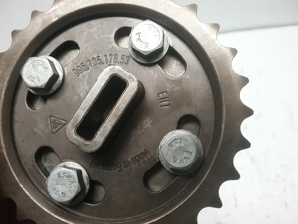 Árbol de levas de admisión Porsche Boxster 986 2000-2002 996.105.178 2,7 L Foto 4 de 4