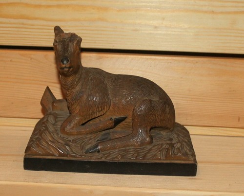Antique hand carving wood deer figurine - Picture 1 of 11