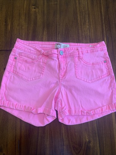 L.E.I. Ashley Low Rise Denim dehnbare rosa Shorts Damen Junior Größe 13